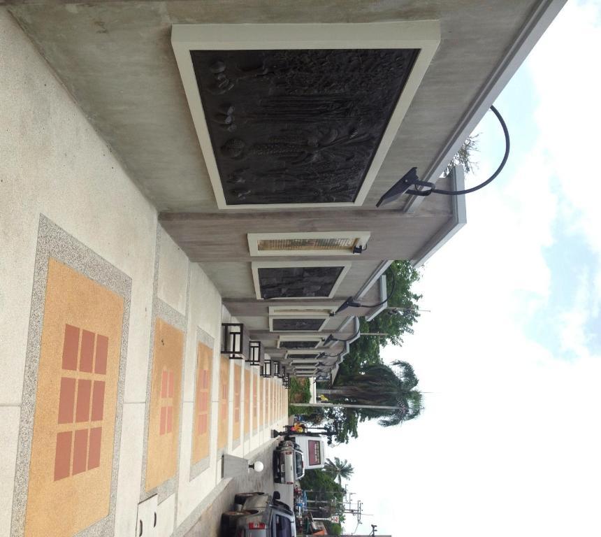 P.N. Guesthouse Krabi town Buitenkant foto