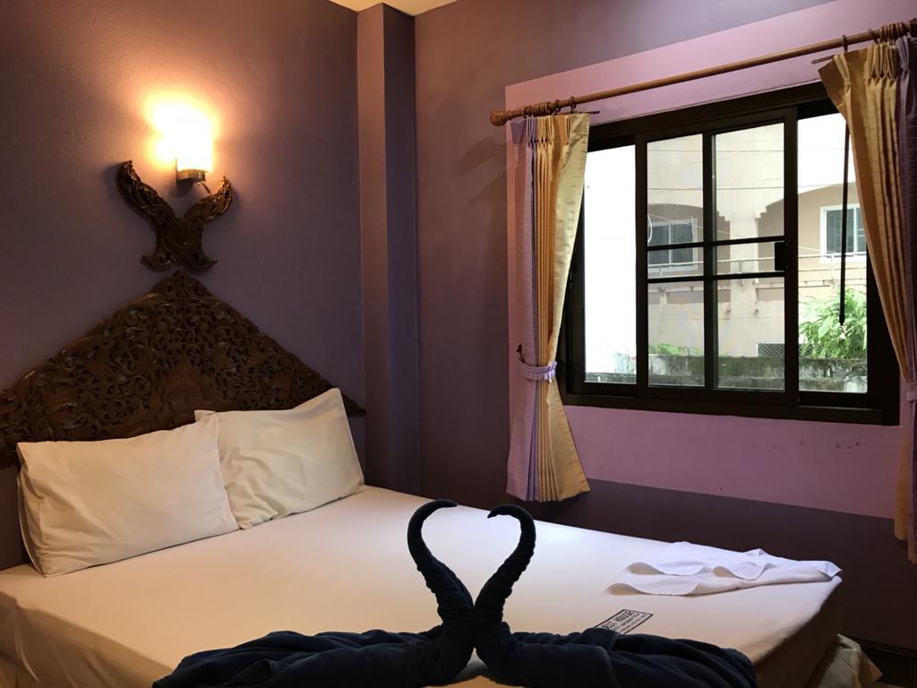 P.N. Guesthouse Krabi town Buitenkant foto