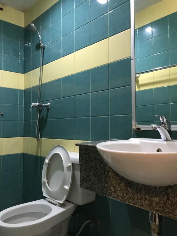P.N. Guesthouse Krabi town Buitenkant foto