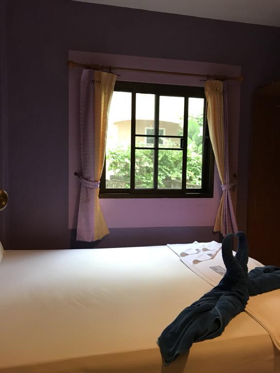 P.N. Guesthouse Krabi town Buitenkant foto