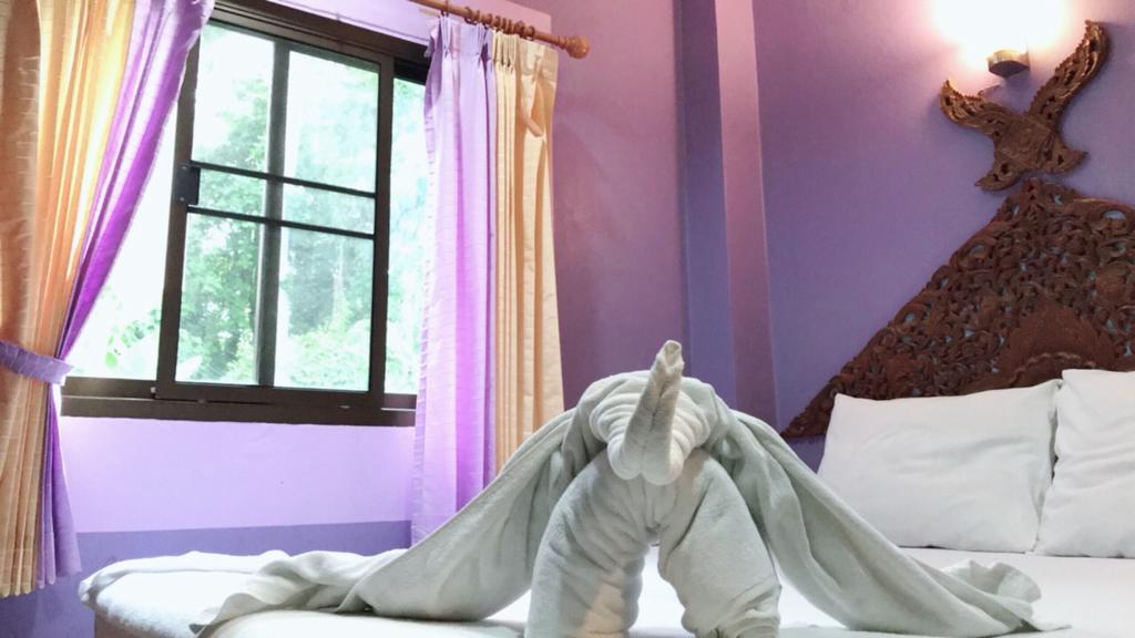 P.N. Guesthouse Krabi town Buitenkant foto
